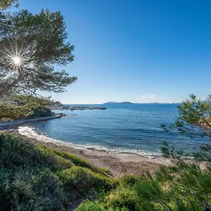  Appartement Superbe Studio Avec Acces Mer.