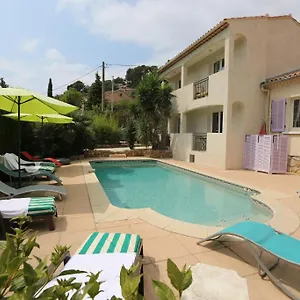  Bed & Breakfast La Bastide Des Pins